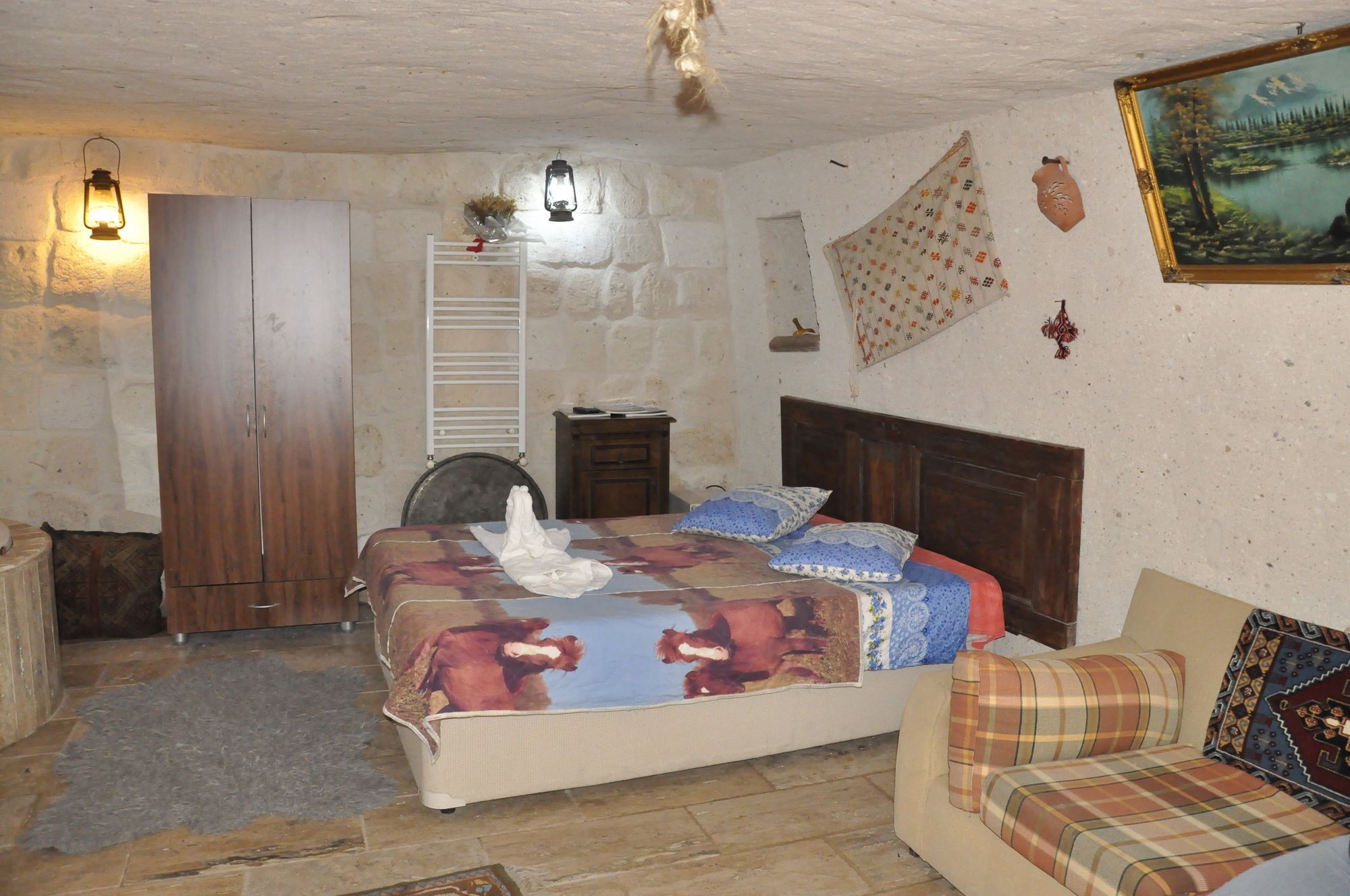 Crazy Horse Pension Ortahisar Exterior photo